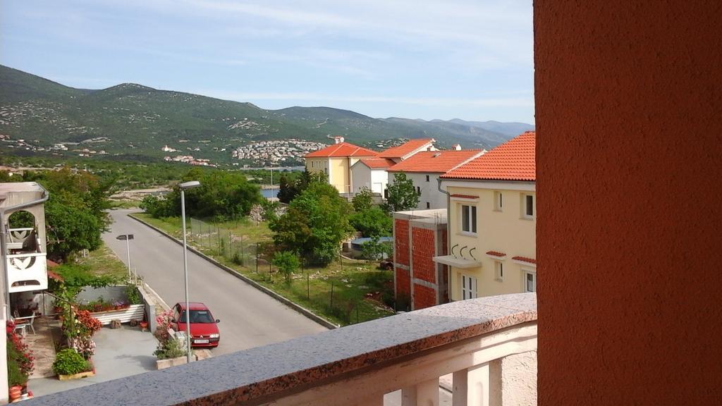 Apartments Jadranka Povile Novi Vinodolski Habitación foto