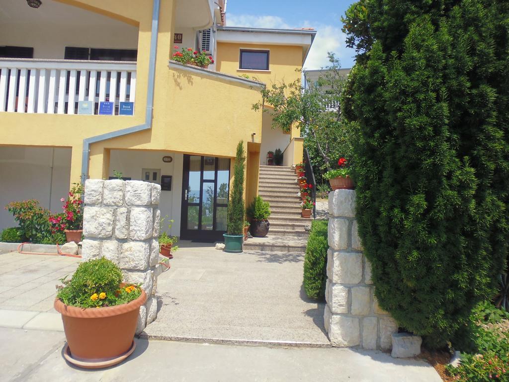 Apartments Jadranka Povile Novi Vinodolski Habitación foto