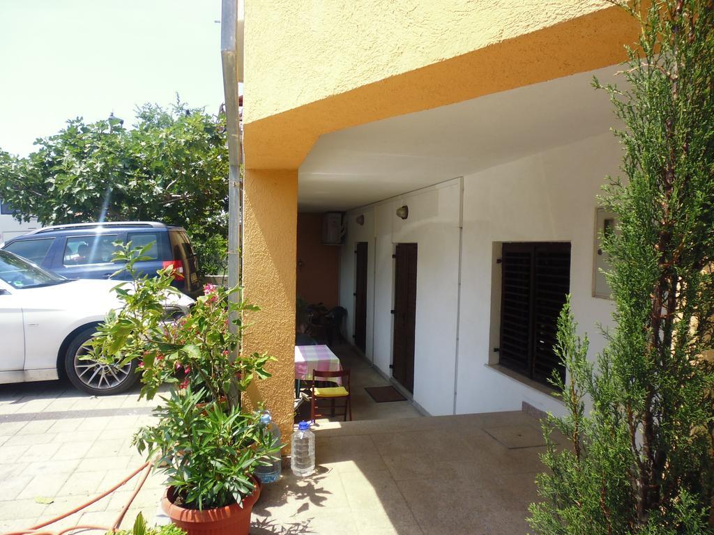 Apartments Jadranka Povile Novi Vinodolski Habitación foto